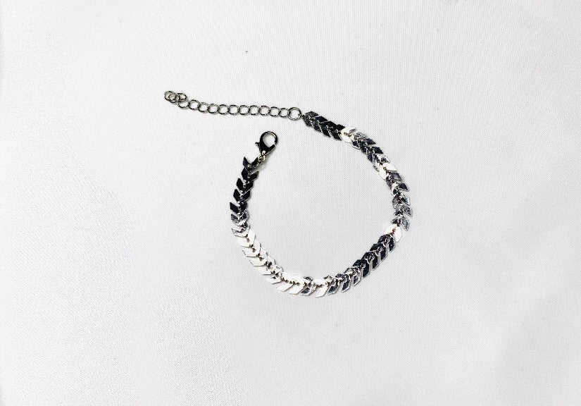 Arrow anklet
