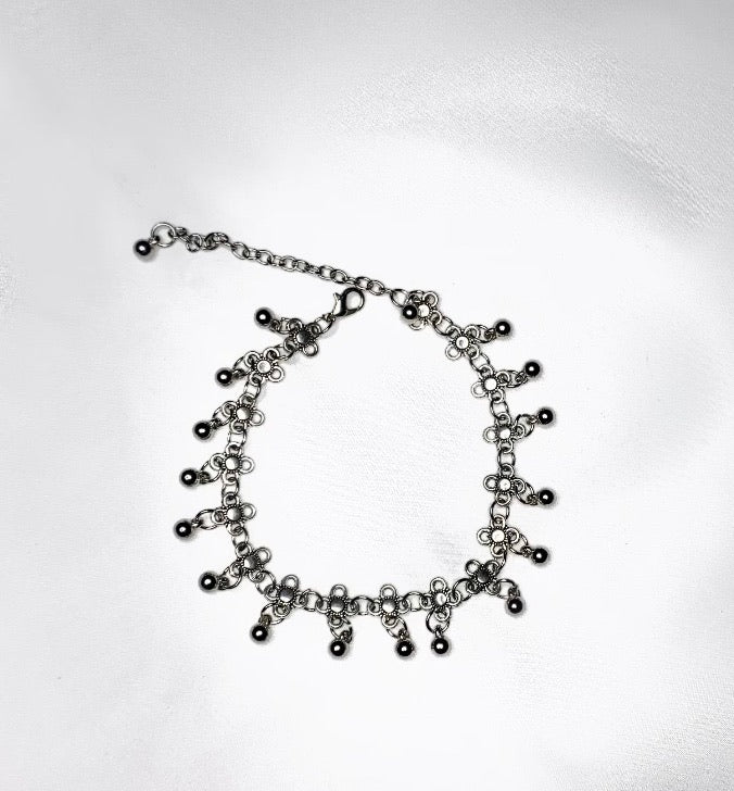 Flower anklet